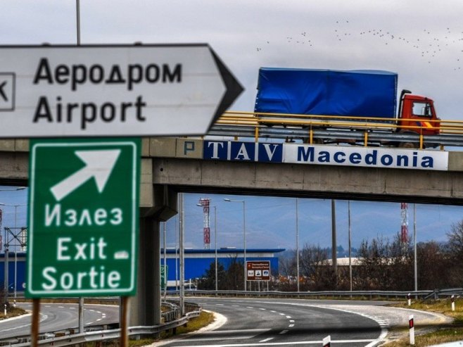 Аеродром Скопље (Фото: EPA/GEORGI LICOVSKI) - 