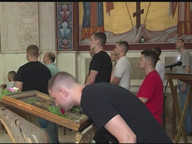 Студенти из Србије на љетњој духовној школи у Требињу
