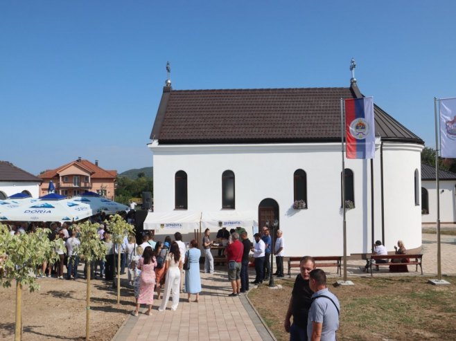 Стара црква у Дервенти (Фото: ZIPAPHOTO/Borislav Zdrinja) 