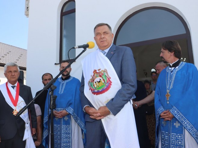 Dodik u Derventi (Foto: predsjednikrs.rs/Borislav Zdrinja)