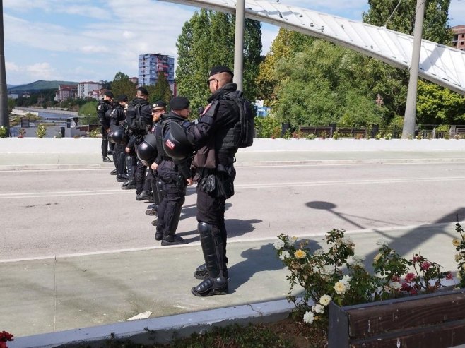 КФОР одбацио Куртијев захтјев за повратак зоне безбједности на административној линији