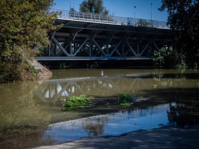 Водостај Дунава (Фото: EPA-EFE/ZOLTAN BALOGH HUNGARY OUT/илустрација) - 