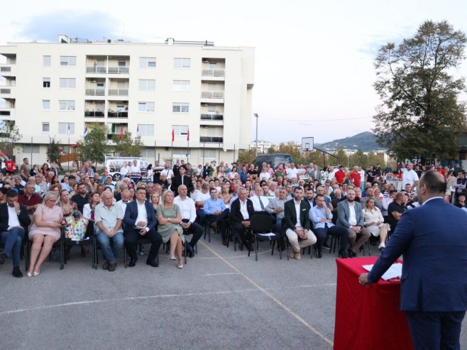 Трибина Шобота на Паприковцу (Уступљена фотографија)