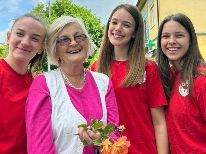 Црвени крст Српске данас обиљежава Међународни дан старијих особа - Фото: СРНА