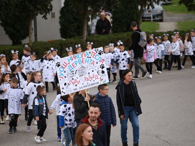 Фестивал хумора и дјечијег стваралаштва окупио око 500 ученика