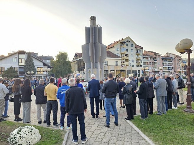 Парастос за погинуле борце ВРС, Угљевик - Фото: СРНА