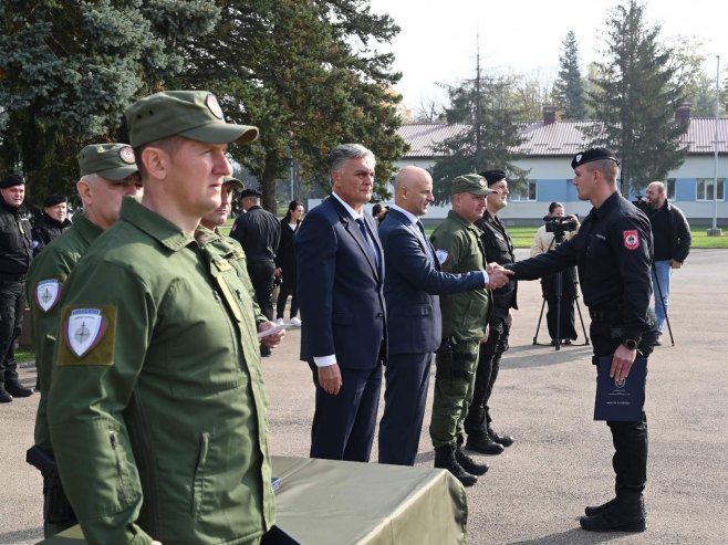 Жандармерија - припадници десете групе 