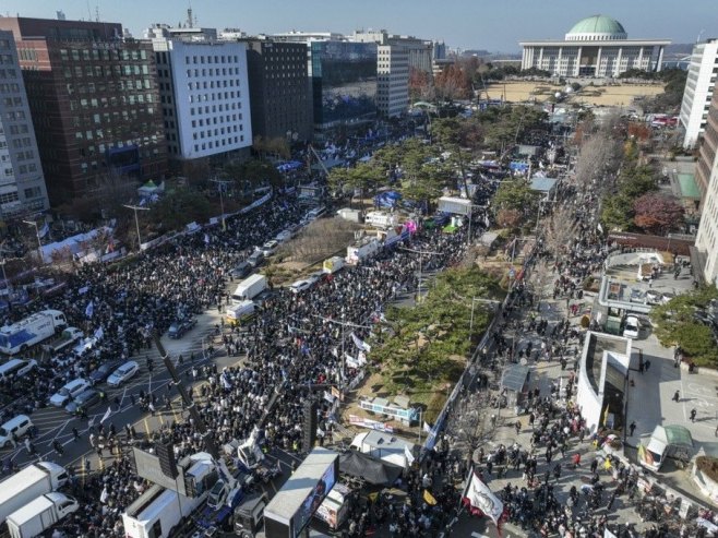 У парламенту Јужне Кореје поново гласање за опозив предсједника, протести широм земље