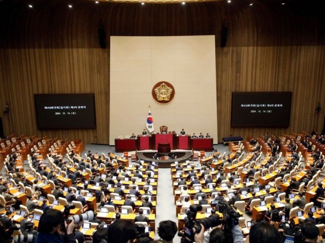 Парламент Јужне Кореје гласао за опозив предсједника Јуна