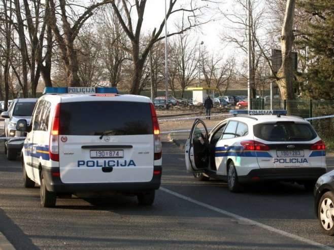 Хрватска полција (Фото: EPA-EFE/ANTONIO BAT) - 