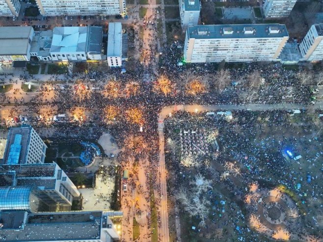 Протести студената (фото: TANJUG/ STR, fotografija niske rezolucije/ nr) - 