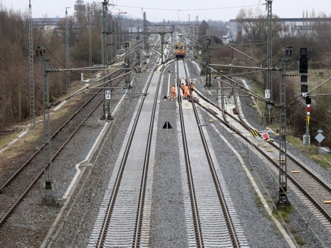 Дјечак погинуо прелазаћи пругу на Жељезничкој станици у Загребу