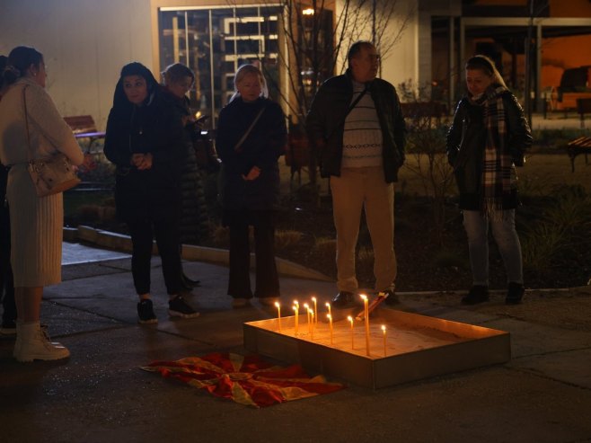 Бањалучани одају почаст за страдале у Кочанима (ФОТО)