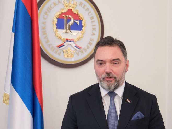 Кошарац: Покушајима рушења Додикове политике, гаси се БиХ Кошарац: Покушајима рушења Додикове политике, гаси се БиХ