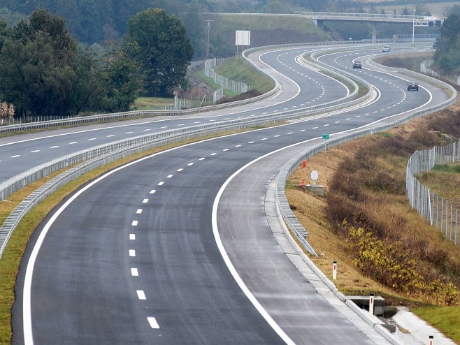 Од данас престаје обавеза употребе зимске опреме Од данас престаје обавеза употребе зимске опреме