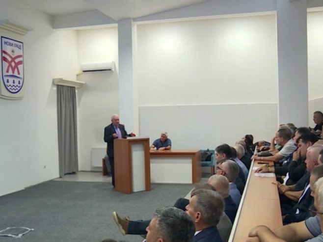 Козарска Дубица и Нови Град: Свечане академије поводом 30 година одбране сјеверозопадних граница Српске (ВИДЕО) Козарска Дубица и Нови Град: Свечане академије поводом 30 година одбране сјеверозопадних граница Српске (ВИДЕО)
