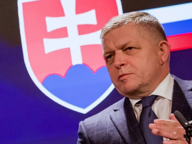 Фицо: Братислава неће финансирати војну помоћ ЕУ за Кијев Фицо: Братислава неће финансирати војну помоћ ЕУ за Кијев