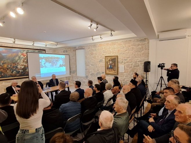 Обиљежено 25 година од повратка Јована Дучића у Требиње Обиљежено 25 година од повратка Јована Дучића у Требиње