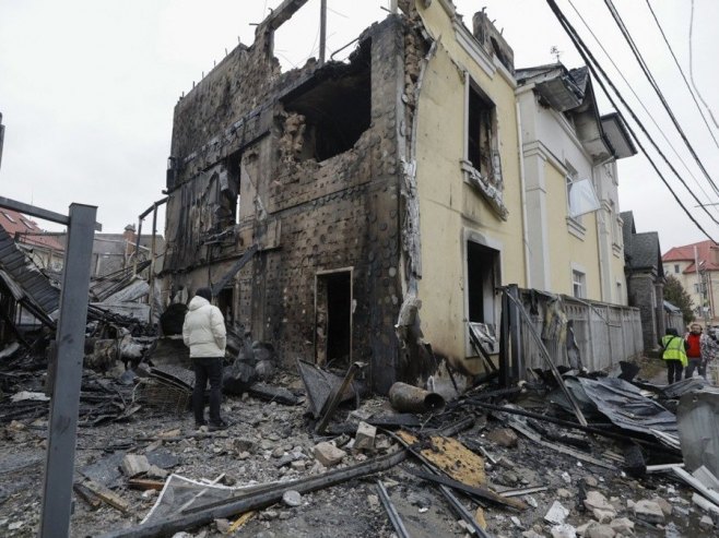 Погинуло 24 људи у украјинском нападу на кафић и хотел Погинуло 24 људи у украјинском нападу на кафић и хотел