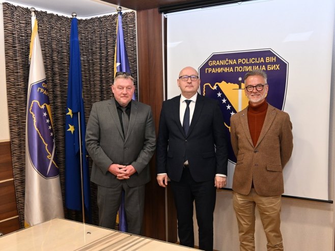 Подршка јачању борбе против илегалних миграција Подршка јачању борбе против илегалних миграција