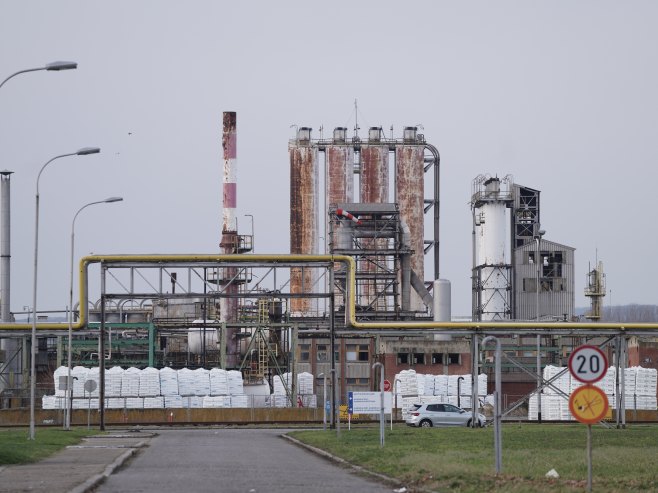 И панчевачка "Петрохемија" почела са радом након два мјесеца паузе И панчевачка "Петрохемија" почела са радом након два мјесеца паузе