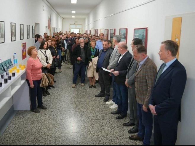 Отворена изложба о Даворину Јенку на Филозофском факултету у Бањалуци Отворена изложба о Даворину Јенку на Филозофском факултету у Бањалуци