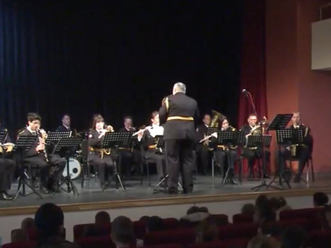 Ученици требињских школа уживали на коцерту Полицијског оркестра МУП-а Српске (ВИДЕО) Ученици требињских школа уживали на коцерту Полицијског оркестра МУП-а Српске (ВИДЕО)