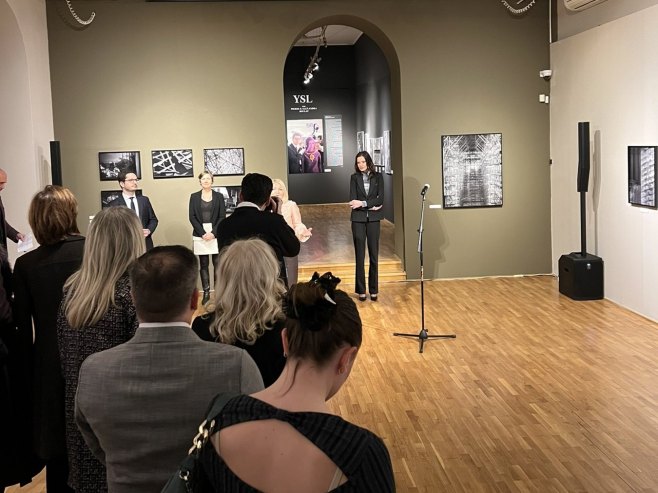 У Бањалуци отворене три међународне фотографске изложбе (ФОТО) У Бањалуци отворене три међународне фотографске изложбе (ФОТО)