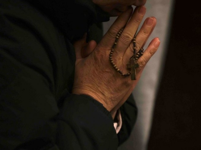 Португал: Католичка црква исплатиће 1,6 милиона евра жртвама злостављања Португал: Католичка црква исплатиће 1,6 милиона евра жртвама злостављања