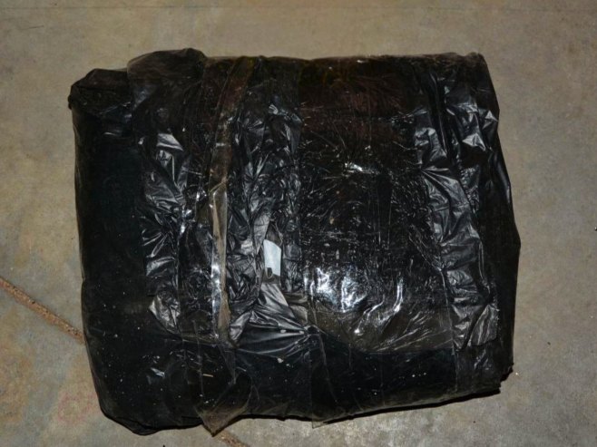 Ухапшен Билећанин код кога је пронађен килограм марихуане Ухапшен Билећанин код кога је пронађен килограм марихуане