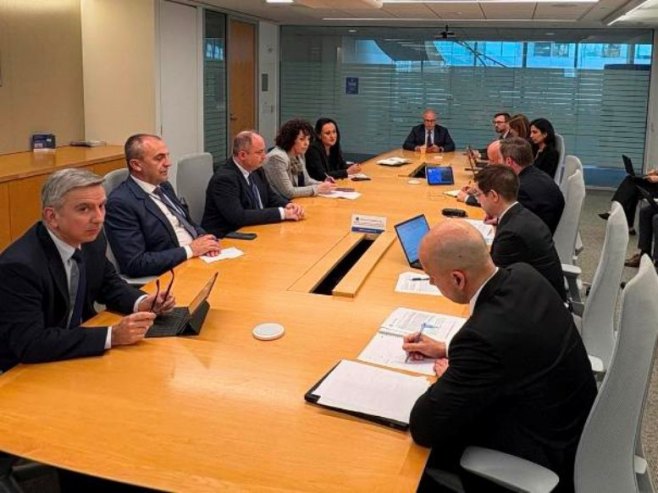 Похваљени успјеси Српске на међународном тржишту капитала Похваљени успјеси Српске на међународном тржишту капитала