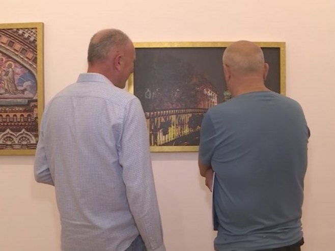Требиње: Представљена изложба "Светиње Санкт Петербурга" (ВИДЕО) Требиње: Представљена изложба "Светиње Санкт Петербурга" (ВИДЕО)