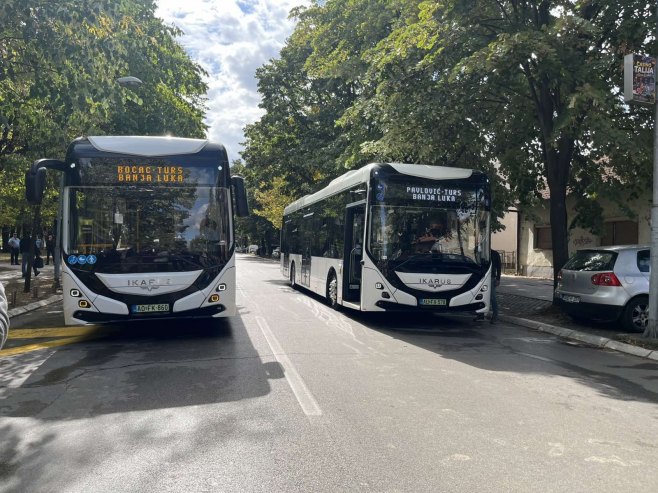 Станивуковић представио два тестна електрична аутобуса и најавио нове набавке (ВИДЕО) Станивуковић представио два тестна електрична аутобуса и најавио нове набавке (ВИДЕО)